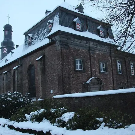 Guest house Nikolauskloster Juchen