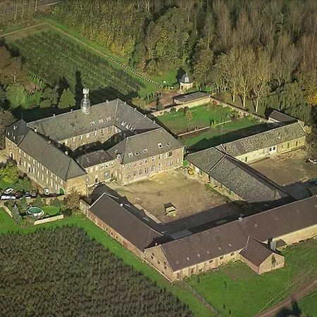 Nikolauskloster Guest house