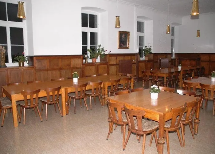 Nikolauskloster Penzion